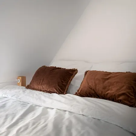 דירה Properunit Bright In Old Town With Ac