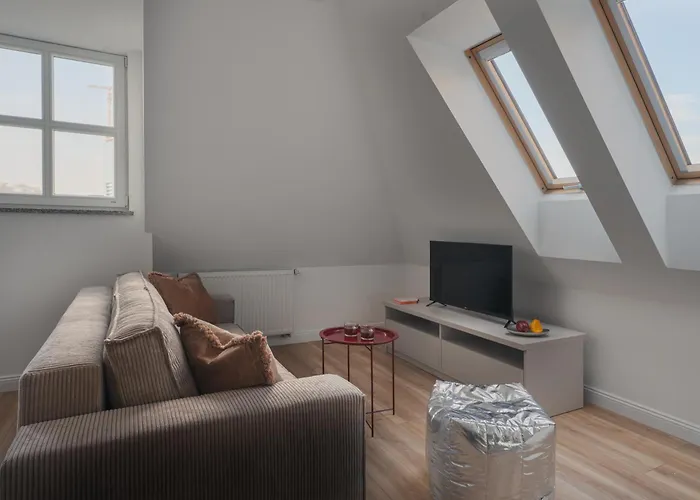 Properunit Bright In Old Town With Ac דירה *